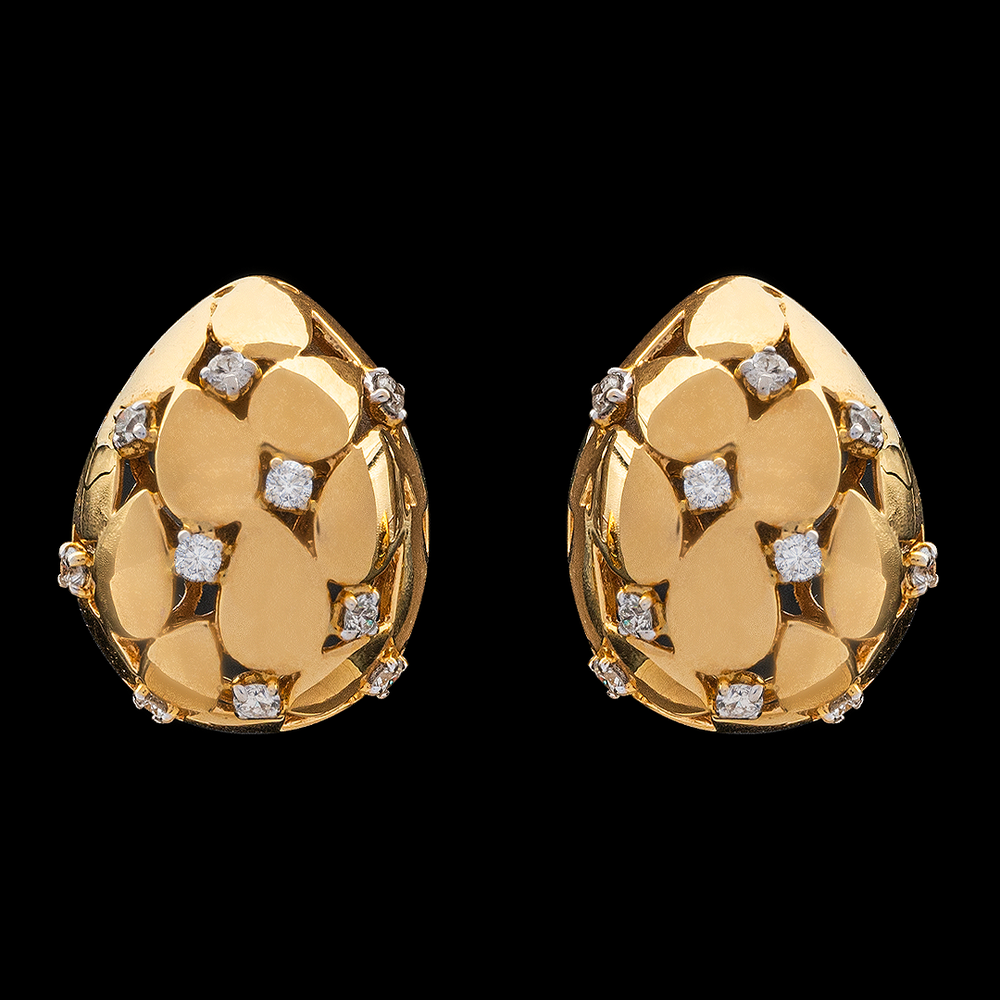 
            
                Load image into Gallery viewer, Gold Classic Art Earrings
            
        
